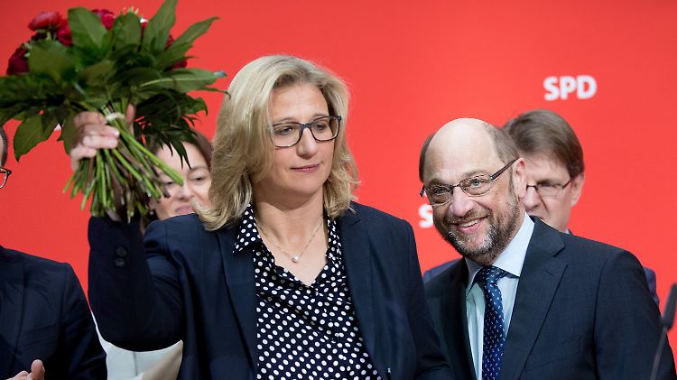Anke Rehlinger am Morgen nach der Wahl im Willy-Brandt-Haus in Berlin.