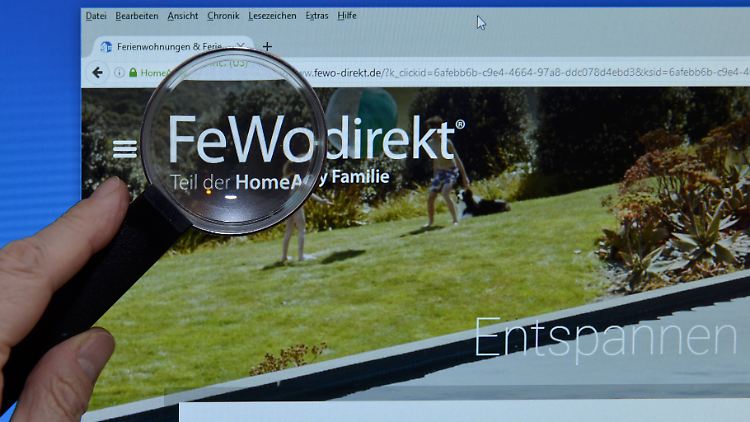 Buchungsportale bieten viele Möglichkeiten, um online Ferienwohungen anzumieten.