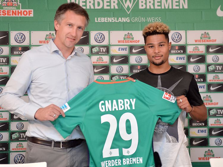 "Wir wollen ihn noch gern die nächsten Jahre hier behalten." Sagt Frank Baumann über Serge Gnabry.