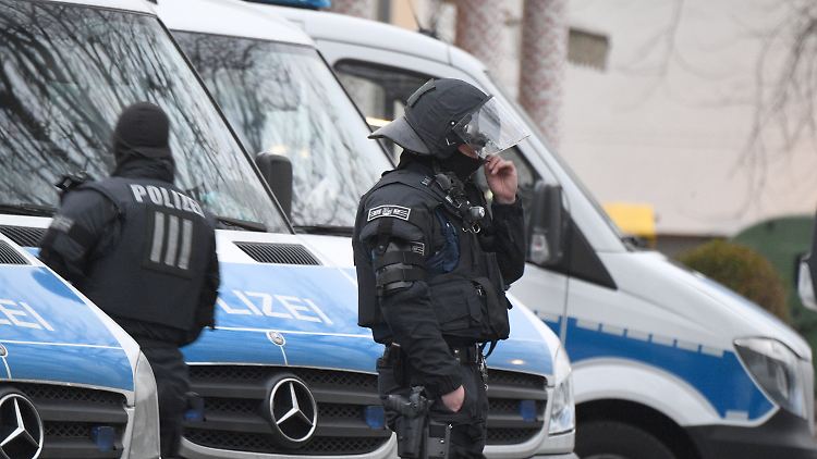 Bei einer Razzia in Hessen war der Mann gefasst worden. Er soll einen Anschlag in Deutschland geplant haben.