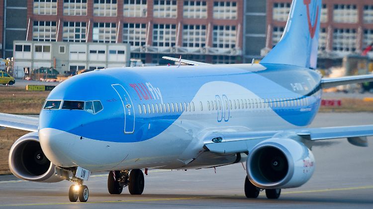 Zur Not kann ein ausgebildeter Pilot ein Flugzeug wie die Boeing 737-800 auch allein landen. 
