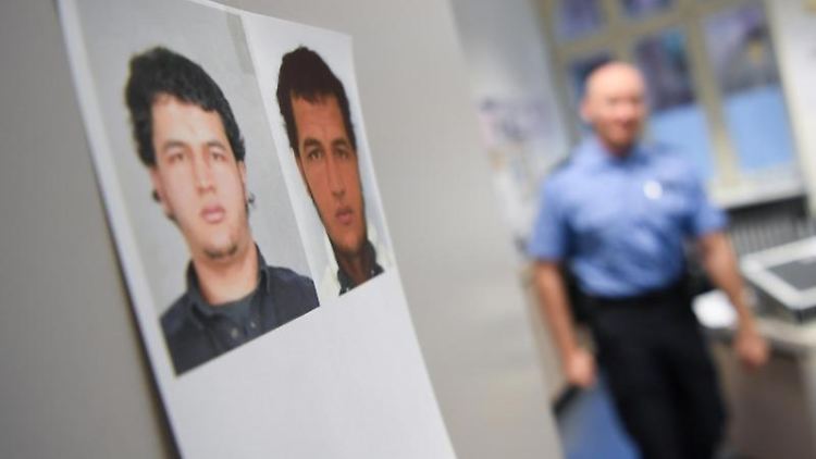 Anis Amri hätte in Haft genommen werden können, behauptet Bundesinnenminister Thomas de Maizère.