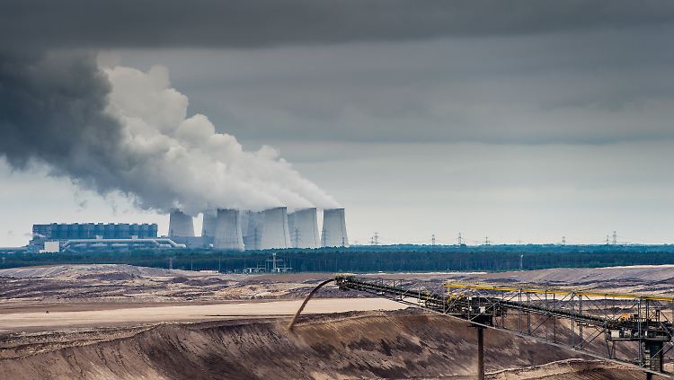Blick auf das Braunkohlekraftwerk Jänschwalde.