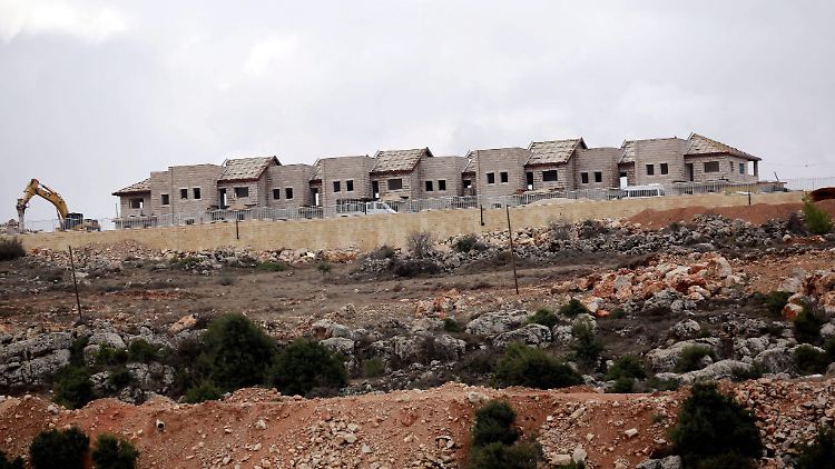 Es gibt bereits mehr als 200 israelische Siedlungen im Westjordanland, ständig werden neue gebaut - bislang allerdings "wild".