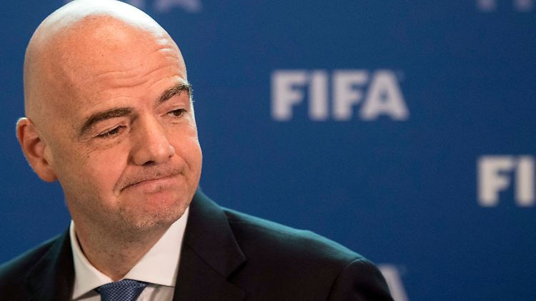 "Nun wieder auf den Fußball konzentrieren": Gianni Infantino.
