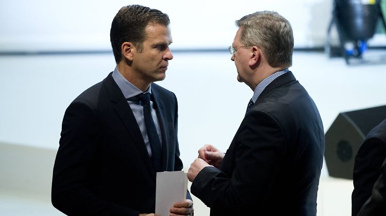 "Diese Haltung unterscheidet mich von Oliver Bierhoff, dem ich auch deutlich gemacht habe, dass ich seine Auffassung nicht teile": Reinhard Grindel.