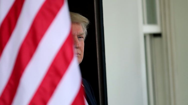 Donald Trump wagt einen neuen Vorstoß gegen die Gesundheitsreform von Obama.