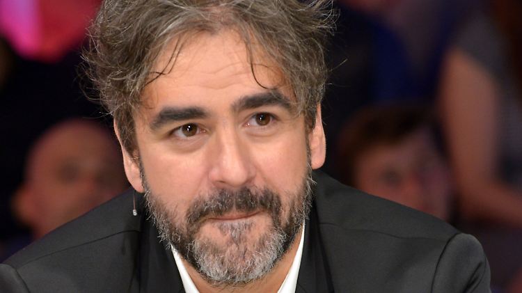 Yücel, hier bei einem Fernsehauftritt, sagte seinen Anwälten im Gefängnis: "Dass mir illegalerweise keine Briefe und Postkarten zugestellt werden, ist natürlich kein Grund, mir nicht zu schreiben. Im Gegenteil."