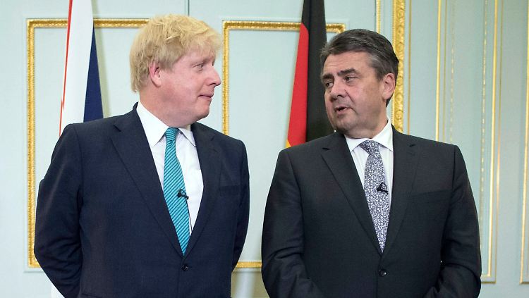 Ein Thema ist natürlich der Brexit: Sigmar Gabriel bei seinem Amtskollegen Boris Johnson.