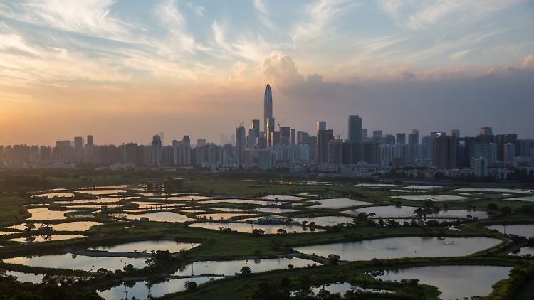 Vorbild für die neue Megacity ist Shenzhen bei Hongkong. Vor 30 Jahren war hier nur ein kleines Fischerdörfchen.