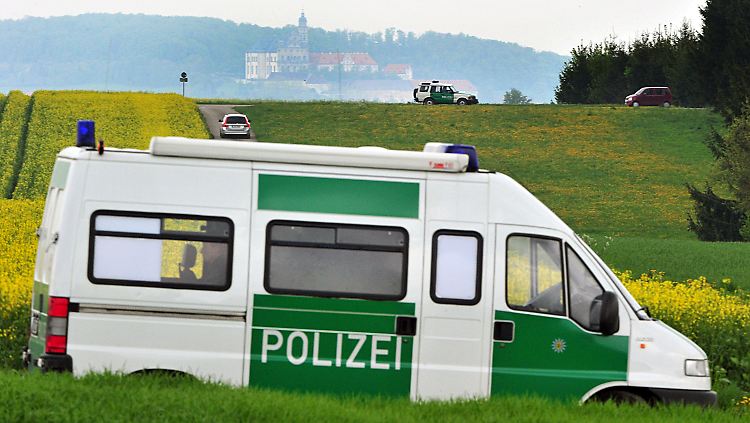 Mord in der Idylle: Nach Jahren gelingt Ermittlern die Festnahme eines Tatverdächtigen.