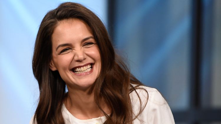 Am liebsten würde Katie Holmes ihre Tochter Suri für immer bei sich behalten.