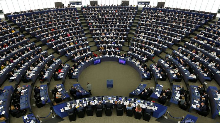 Auf dem Weg zum freien Binnenmarkt: EU-Parlamentarier bei der Arbeit (Archivbild).