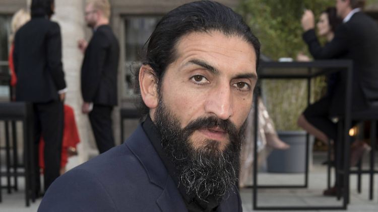 Numan Acar spielt in "Prison Break" den Terroristen Abu Ramal.