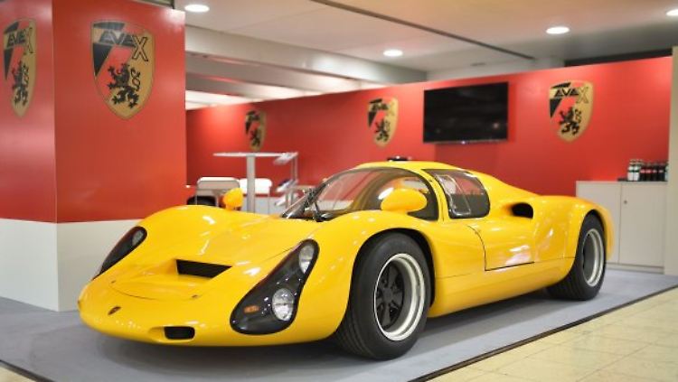 Porsche 910_ Kreisel Evex 910e.jpg