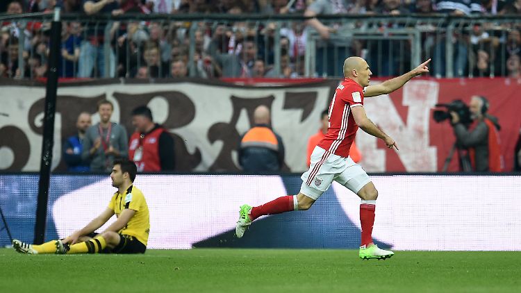 Arjen Robben gibt in der entscheidenden Phase der Saison die Richtung beim FC Bayern München vor.