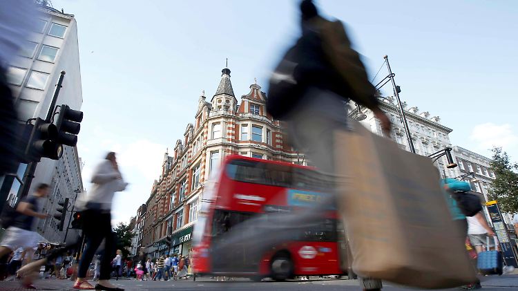 Bei einem harten Brexit fehlen Regelungen über den Warenverkehr, Zölle und die Nutzung des EU-Luftraums.