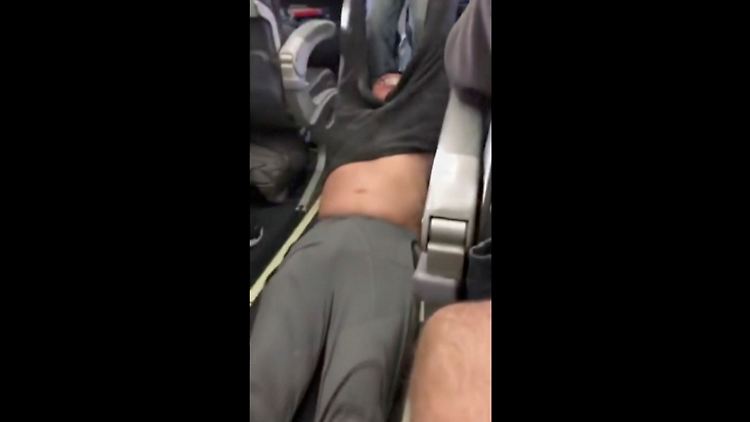 Videos des Vorfalls lösten im Netz einen Sturm der Entrüstung aus.