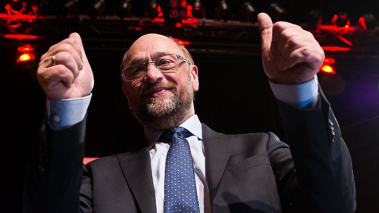 Daumen hoch für die SPD: Sie kann bei der aktuellen Forsa-Umfrage einen Prozentpunkt gut machen.