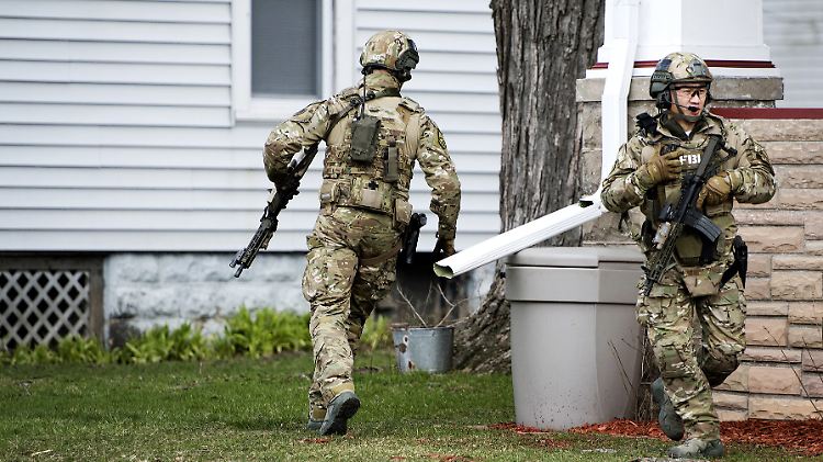 Das FBI suchte mit schwerbewaffneten Kräften nach Jakubowski.