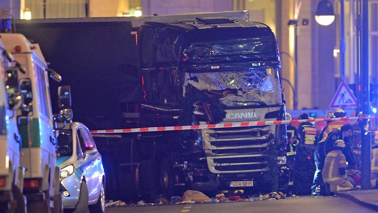 Im Dezember tötete Anis Amri zwölf Menschen - der IS soll ihn zu der Tat gedrängt haben.