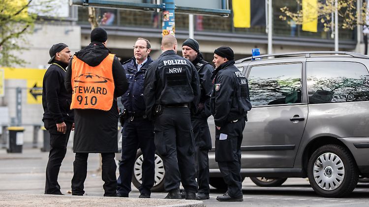 Nachdem Anschlag auf den BVB sind die Beamten in erhöhter Alarmbereitschaft.