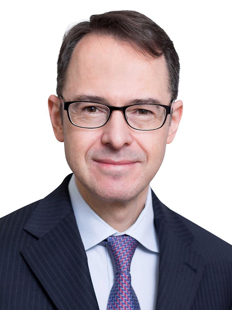 Marco Herrmann ist seit 1992 für renommierte Banken und Fondsgesellschaften tätig. Seit 2010 verantwortet er als Geschäftsführer die Anlagestrategie der FIDUKA.