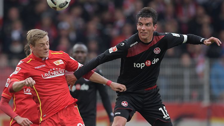 Felix Kroos und seine Unioner siegen gegen Kaiserslautern. Der Klub rutscht damit wieder auf den Relegationsplatz vor.