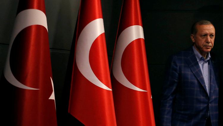 Der türkische Präsident Erdogan erhält mehr Macht.
