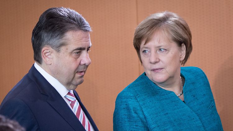 Außenminister Gabriel und Bundeskanzlerin Merkel am vergangenen Mittwoch bei einer Sitzung des Bundeskabinetts.