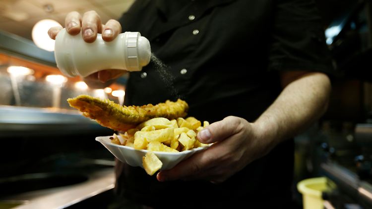 Pommes schmecken erst, wenn sie ordentlich gesalzen werden. 