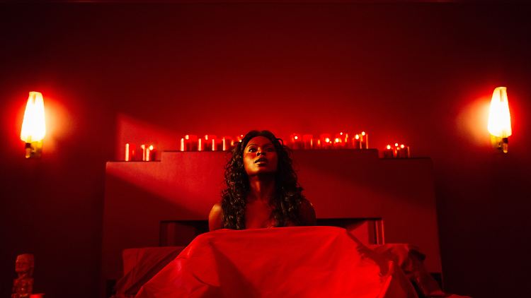 Eine der "American Gods": Bilquis verschafft Männern göttlichen Sex und verschlingt sie dabei - nicht durch den Mund. Danach gabs beim Londoner Screening Szenenapplaus.