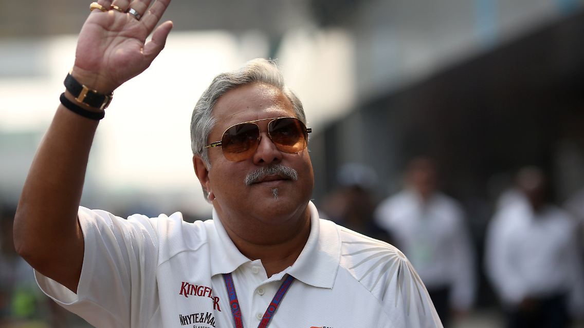 Mallya befindet sich bereits seit mehr als einem Jahr in Großbritannien. In Indien liegen mehrere Haftbefehle gegen ihn vor.