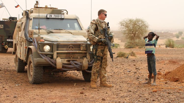 Rund die Hälfte der Bundeswehrfahrzeuge im Camp Castor sind nicht einsatzbereit.