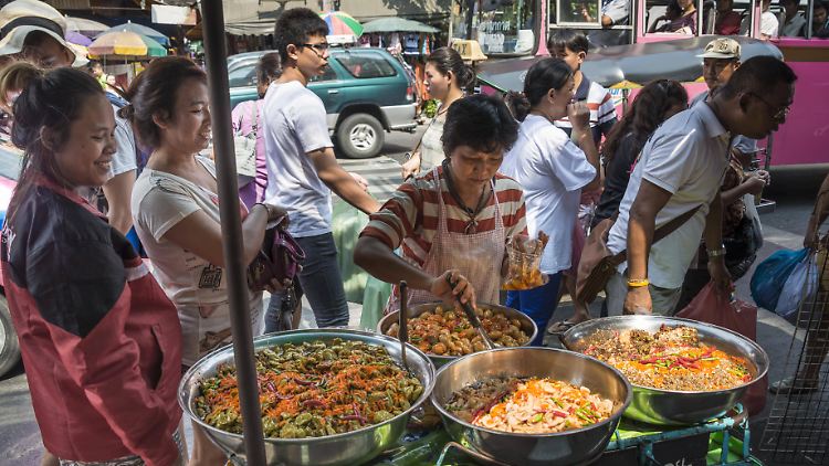 Wenn es bei der Entscheidung bleibt, müssen die Streetfood-Stände Ende des Jahres schließen.