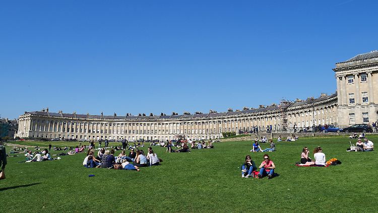 Royal Crescent.