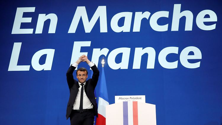 Emmanuel Macron gilt nach seinem Einzug in die Stichwahl als Favorit auf die französische Präsidentschaft.
