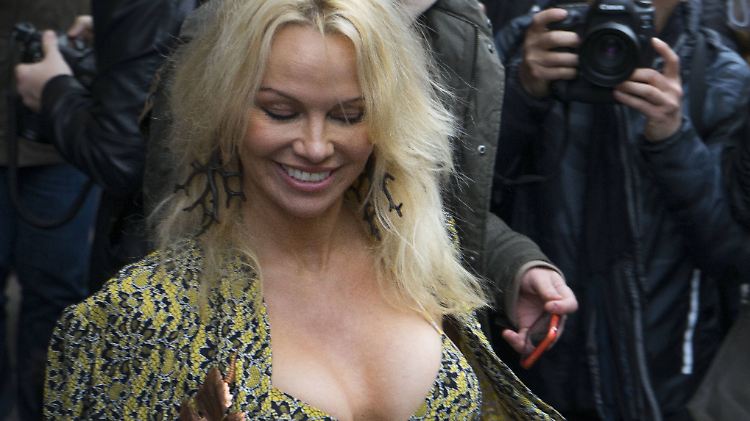 Ja, sie hat noch immer ihre Reize: Pamela Anderson.