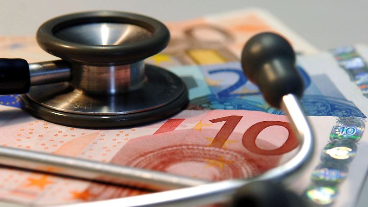 Die Zustimmung von Treuhändlern ist notwendig, wenn eine private Krankenversicherungdie Beiträge anheben oder auch senken will. 