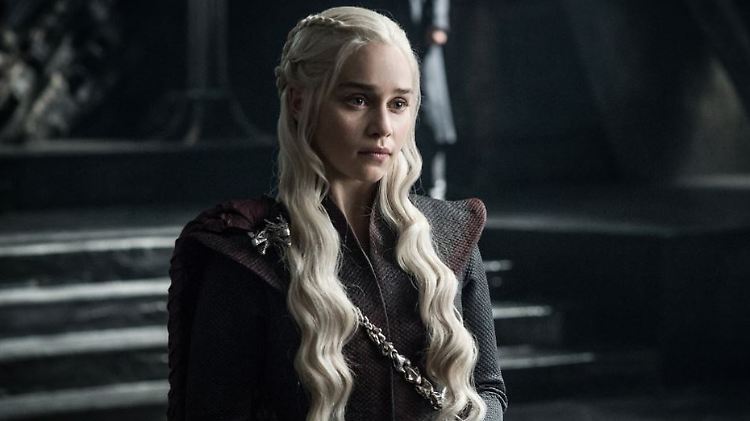 Emilia Clarke als Sturmtochter Daenerys Targaryen
