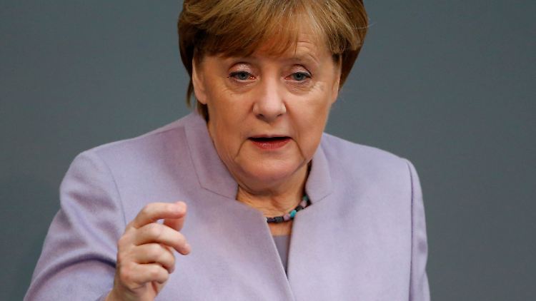 Merkel: "Wir werden uns bemühen, zum Dialog zurückzukehren."