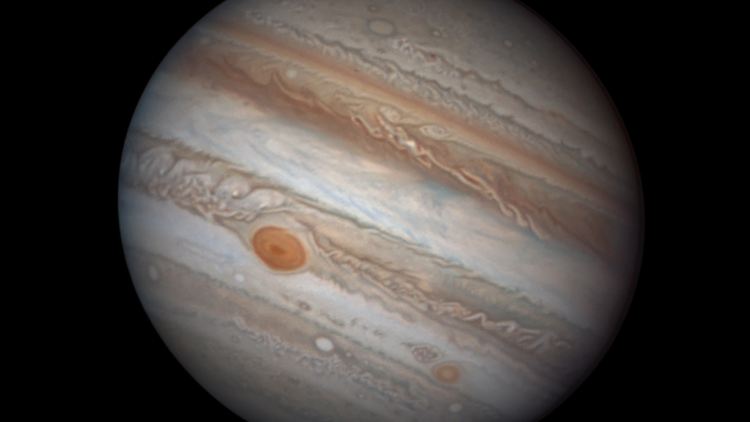 Der Riesenplanet Jupiter übertrifft mit seinem Glanz alle Sterne und ist kaum zu übersehen.