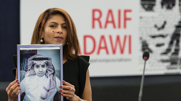 Ensaf Haidar hofft auf die Freilassung ihres Mannes, des Bloggers Raif Badawi.