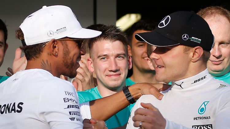 Rivalen der Rennbahn: Lewis Hamilton und Valtteri Bottas. 