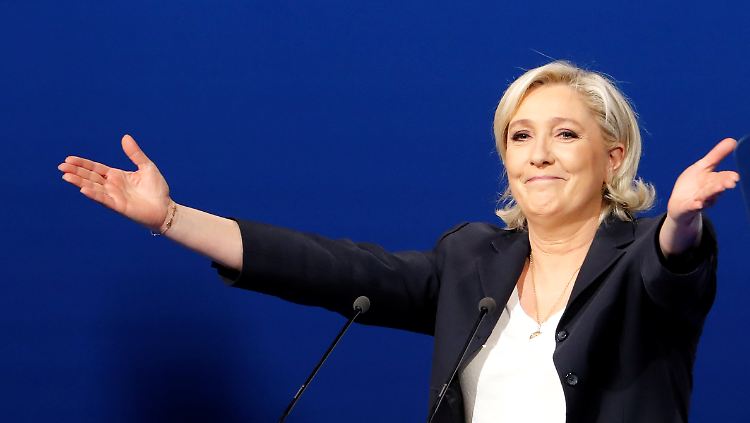 Le Pen geht in den Wahlkampf-Endspurt - und greift Macron scharf an.