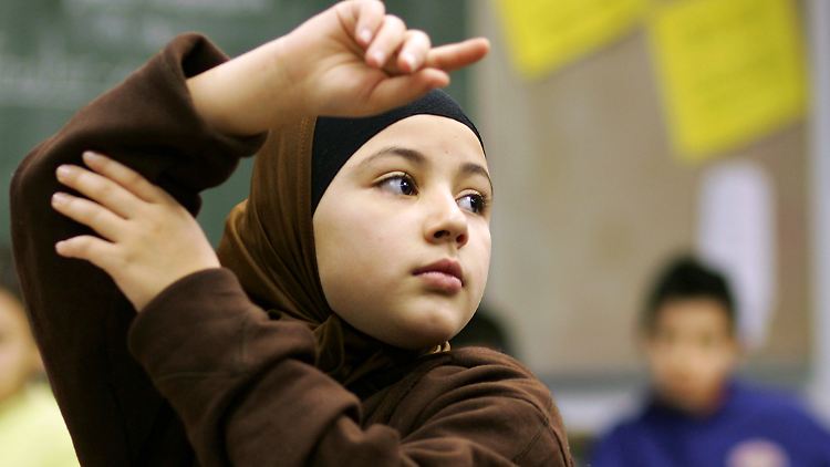 Kinder sollen in bayerischen Kitas "zentrale Elemente der christlich-abendländischen Kultur erfahren".