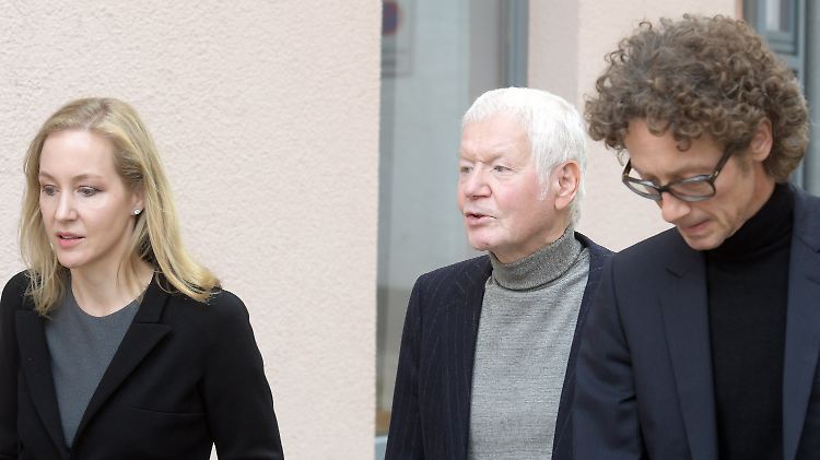 Anton Schlecker mit seinen Kindern Meike und Lars.