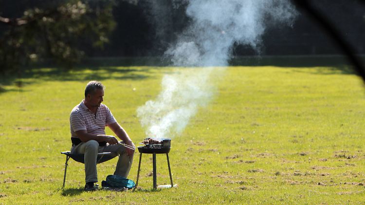Beim Grillen in der Öffentlichkeit ist Vorsicht geboten. 