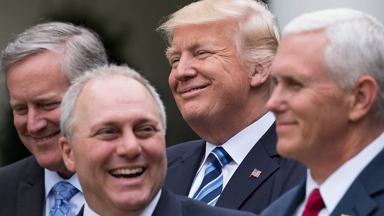 Trump feiert es als "unglaublichen Sieg", dass sich die Republikaner untereinander einigen konnten. 