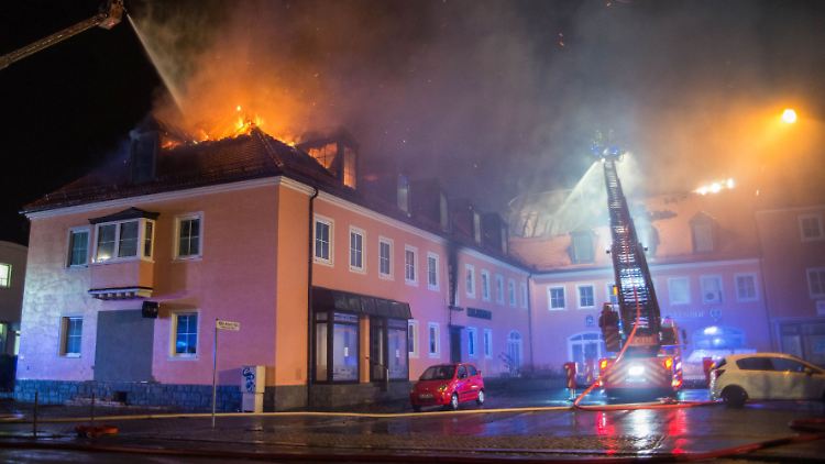 Diese Flüchtlingsunterkunft in Bautzen wurde im Februar 2016 Ziel eines Brandanschlags.